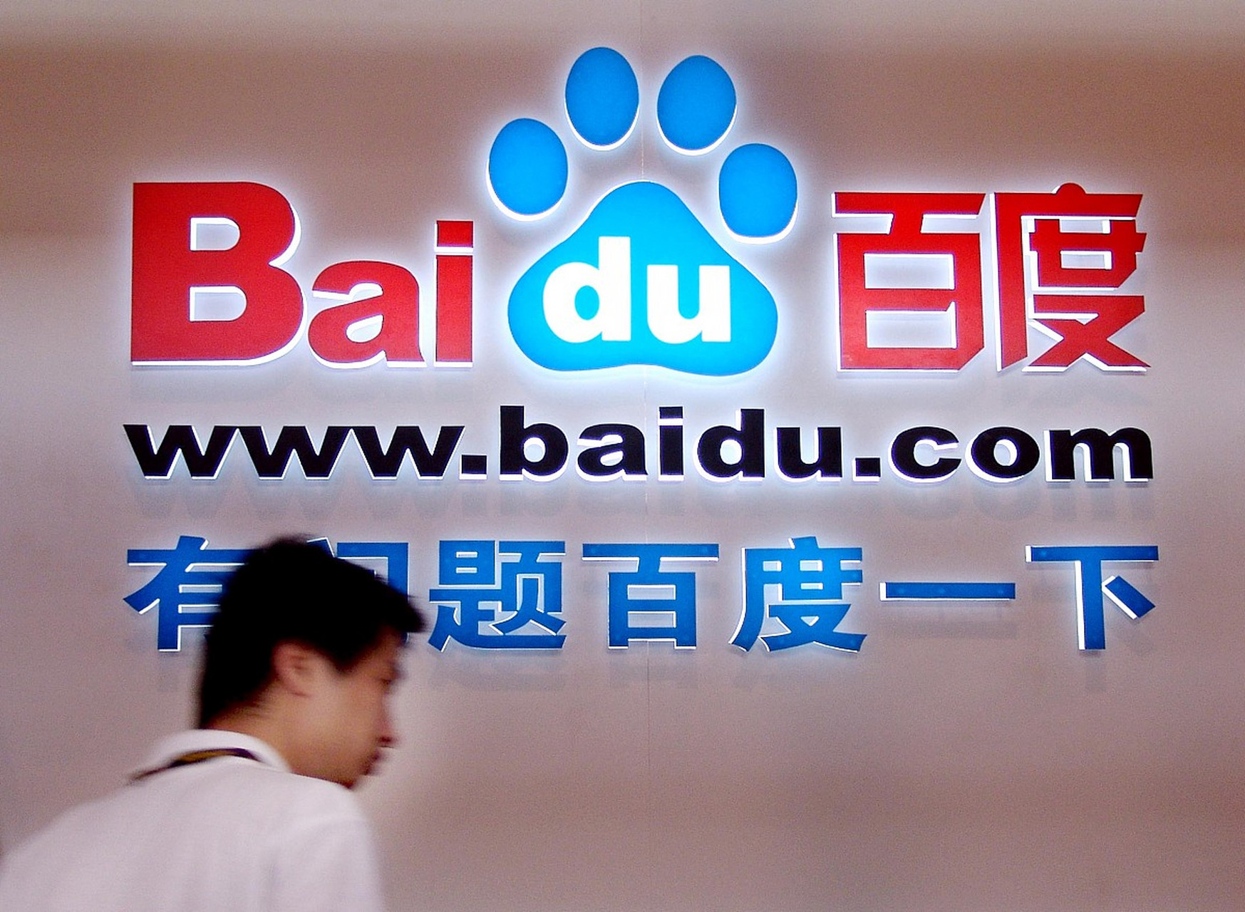 校花❌开腿让我爽了一夜作文